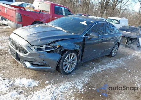 2017 Ford Fusion Platinum z USA, uszkodzony, nr VIN 3FA6P0D95HR331205